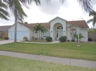 2016 Blue Heron Dr, Melbourne, FL 32940