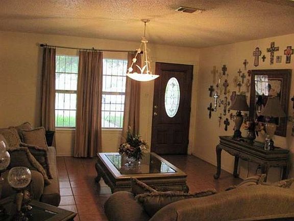 2nd image of 1025 Camarinos Dr