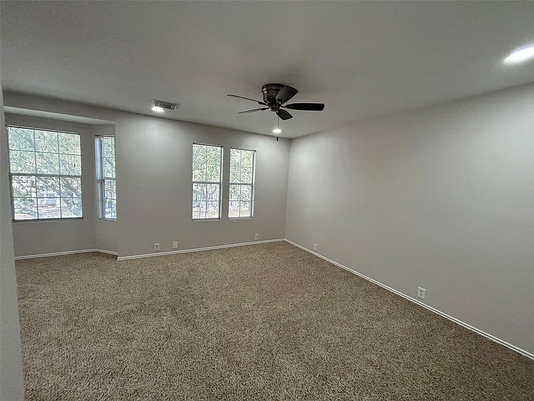 16851 Pine Castle Dr — Photo 3