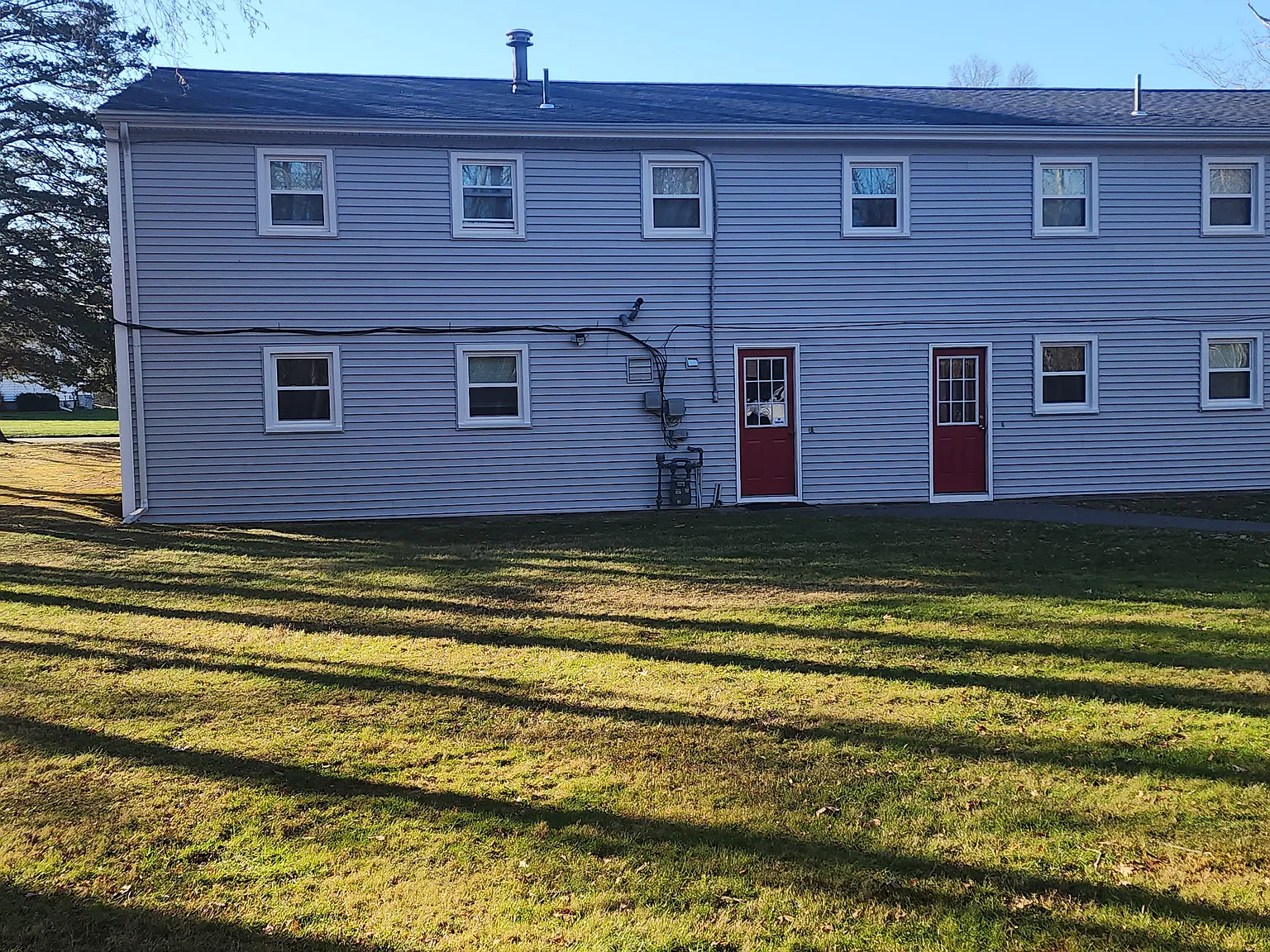 2 bed, 1000 sqft, $2,200 — Photo 2