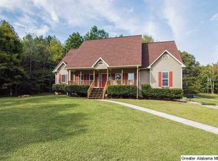 881 Burttram Cir, Springville, AL 35146