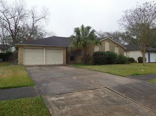 16119 Rill Ln, Houston, TX 77062