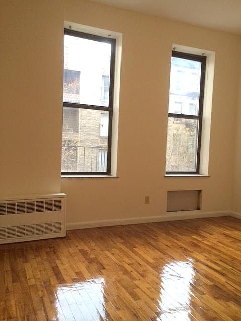 2nd image of 208 E 21st St APT 4C