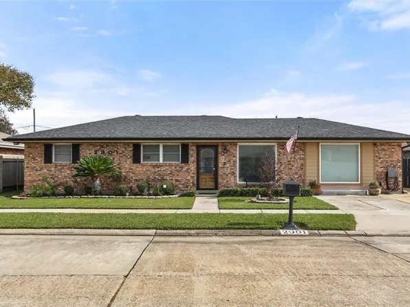 2901 Blanchard Dr, Chalmette, LA 70043