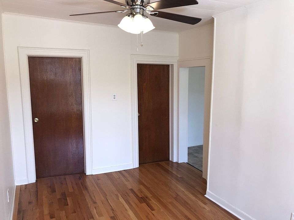 1st image of 330 De Graw St #3