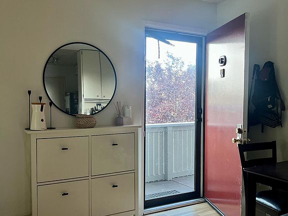 4th image of 239 Boardwalk Ave APT G