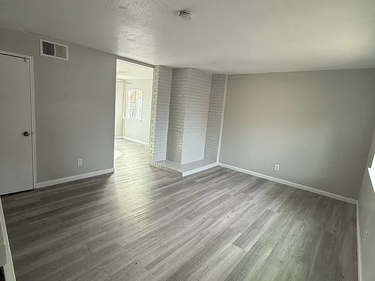 2731-2751 Don Juan Dr — Photo 16