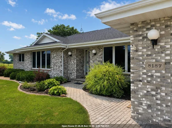8187 Lehrer Ln, Neenah, WI 54956