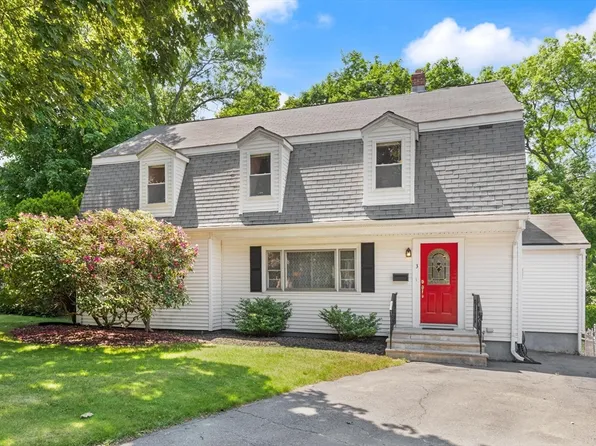 3 Carmen Ave, Stoneham, MA 02180