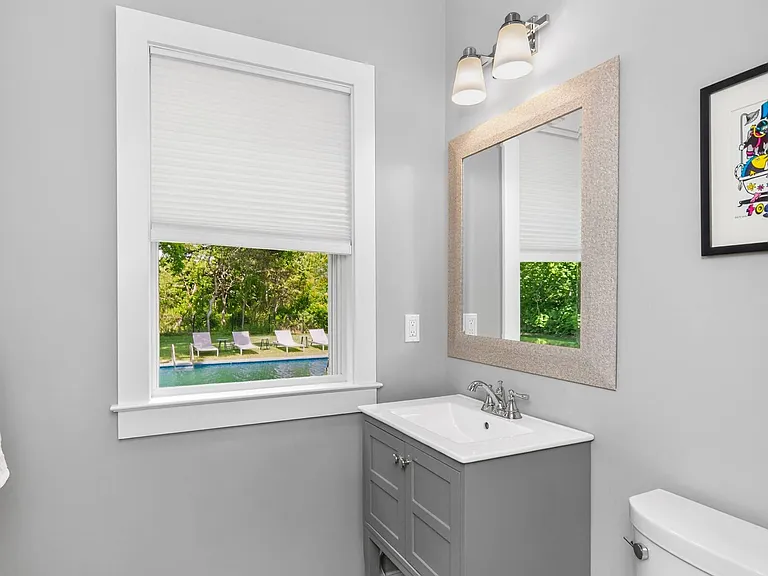 112 Montauk Hwy — Photo 11
