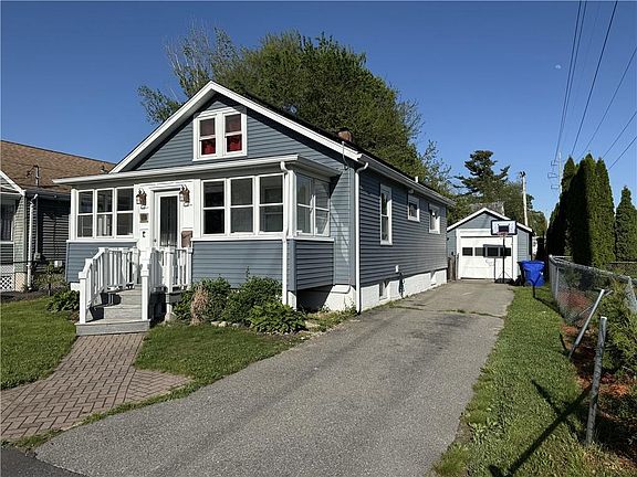 2nd image of 74 Outlook Ave