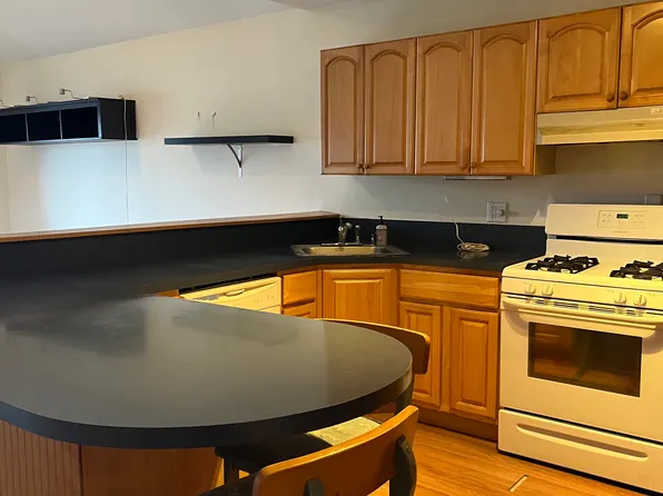 99-65 165th Avenue image 4 of 21