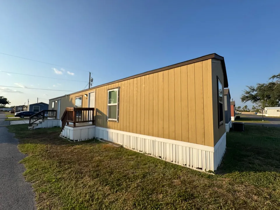 3707 E US Business #83-464