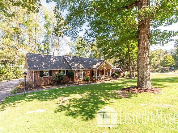 2nd image of 1038 Mountain Oaks Dr