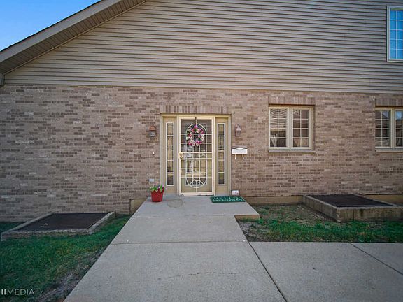 3rd image of 12239 S Justine St #12239
