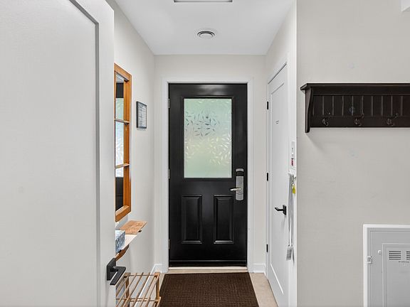 2nd image of 211 Chemin Des Quatre Sommets #7