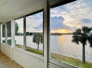 39 Somerset Dr #B, West Palm Beach, FL 33418