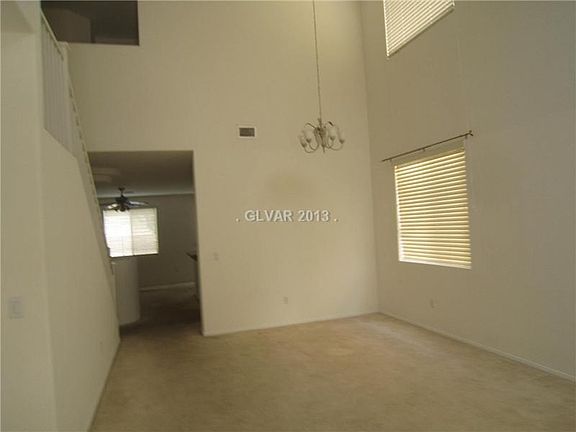 4th image of 242 Rolling Springs Dr