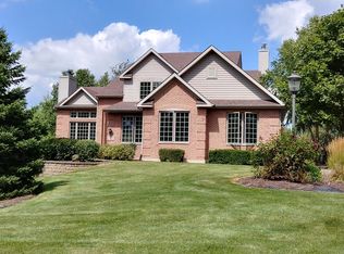 3712 Magnolia Dr, Spring Grove, IL 60081