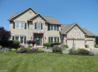 8229 Ridgeland Ave NW, Canal Fulton, OH 44614