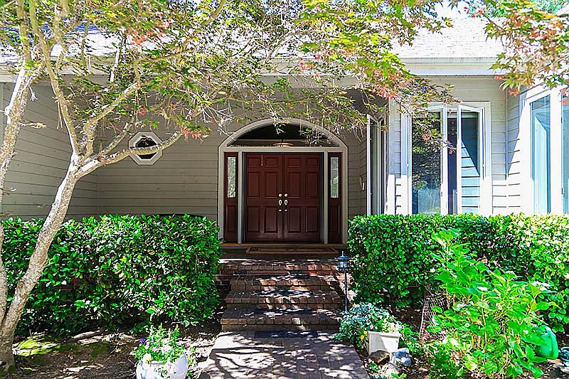 16573 Sharon Way, Grass Valley, CA 95949 Zillow