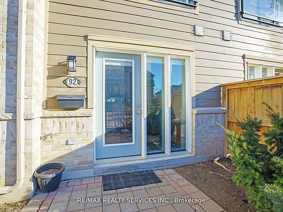 5th image of 60 Fairwood Cir #92