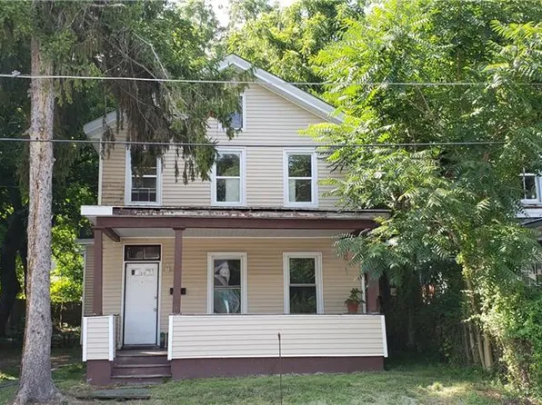 21 Park St, Ellenville, NY 12428