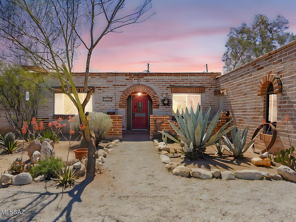 1st image of 8802 E Buckboard Rd