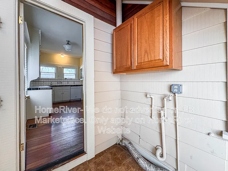 2800 F St — Photo 11