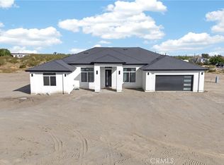 4084 Chevoit Rd, Phelan, CA 92371