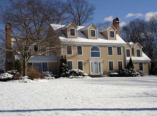 123 Pine Hill Rd, Tolland, CT 06084