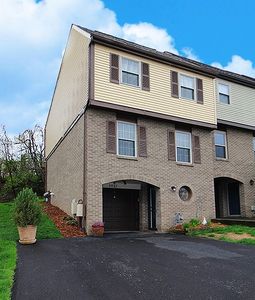 2843 Dolores Dr, South Park, PA, 15129