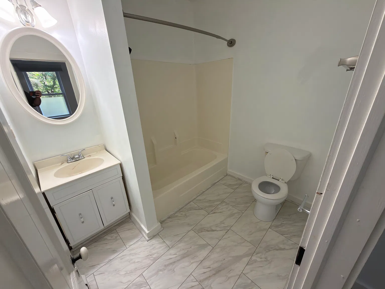 64 Orchard Dr Apt 1, Rhinecliff, NY 12574 | HotPads