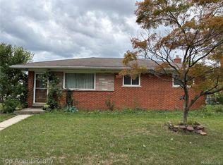 12876 Martin Rd, Warren, MI 48088