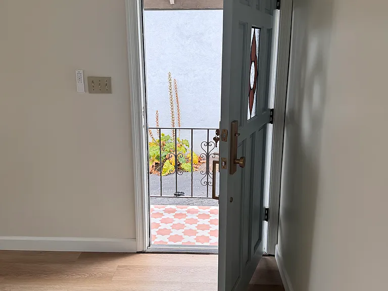 220 W Avenida Alessandro — Photo 11