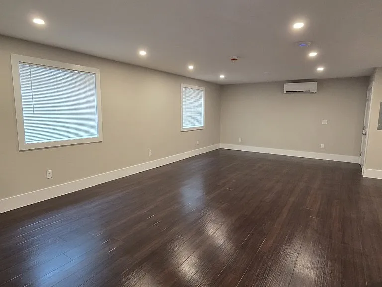 3185 New York 22 #B1 — Photo 3