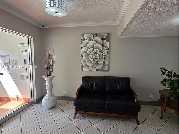 4th image of 4751 NW 21st St APT 106