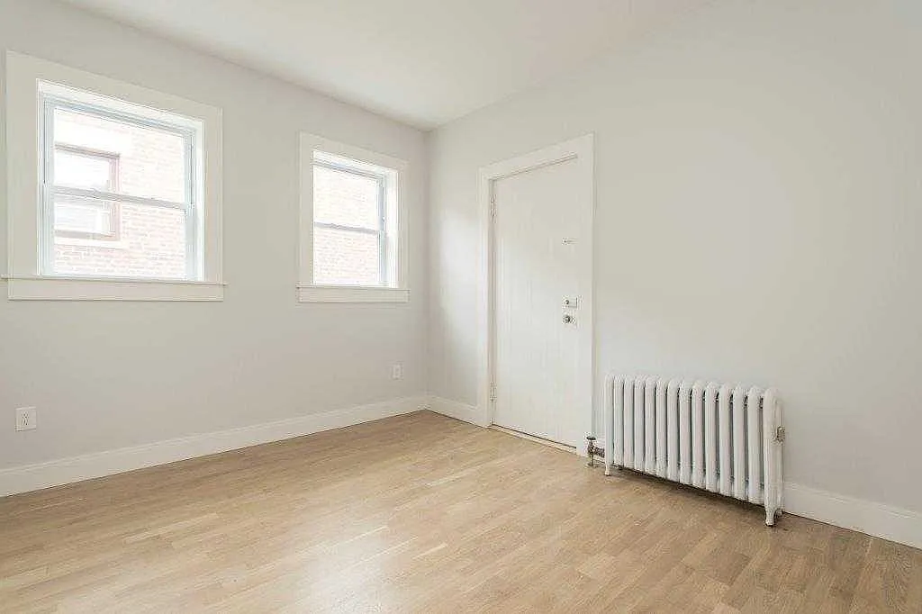 3 bed, $4,400 — Photo 4