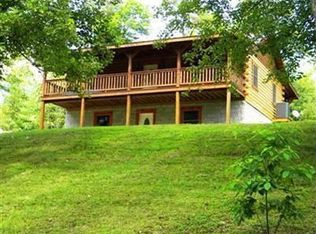 418 Sawmill Hollow Rd, Campton, KY 41301
