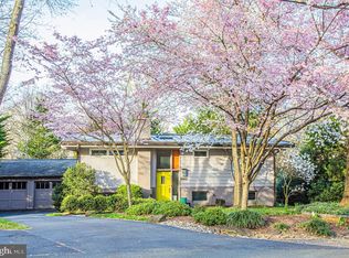 6362 Dockser Ter, Falls Church, VA 22041