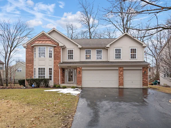 4525 W Regency Dr, Libertyville, IL 60048