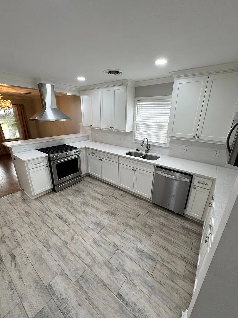 Broadmoor Home! — Photo 3