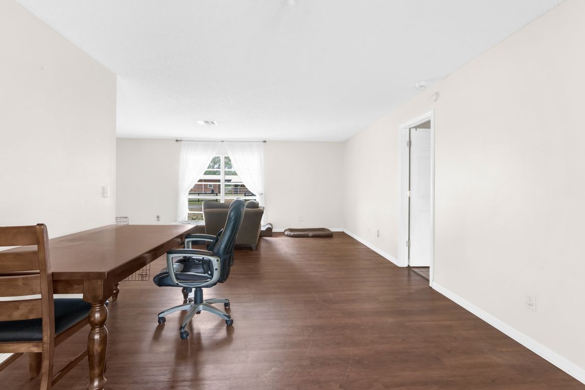 next background image