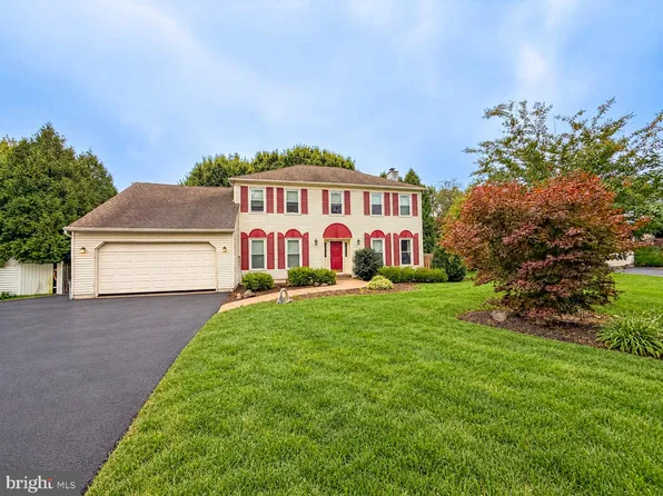 29 Addington Dr, Langhorne, PA 19053