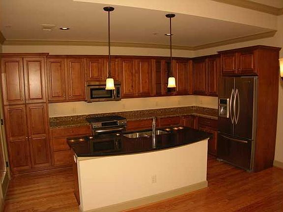 4th image of 223 N Gerary Ave #36