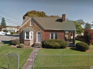 186 Hicksville Rd, Bethpage, NY 11714