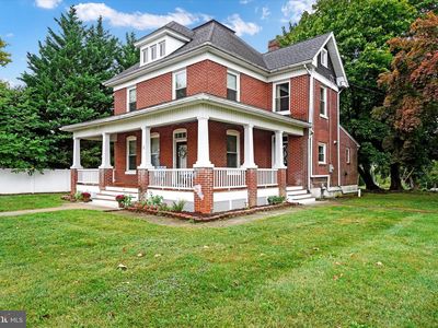 2 S Main St, Jacobus, PA, 17407
