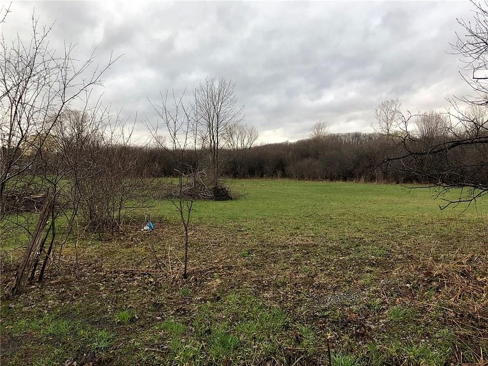 2nd image of 3531 Honeysuckle Rd