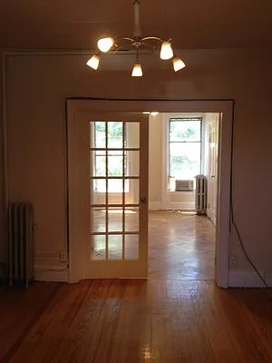 Rented by Bedford Realty USA Corp | media 19