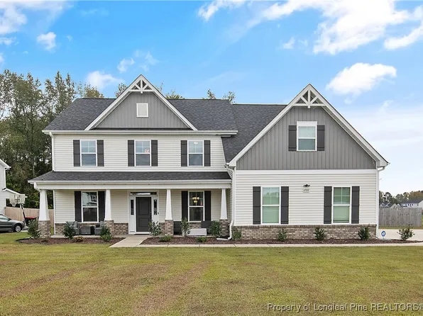 6922 Running Fox Rd, Hope Mills, NC 28348